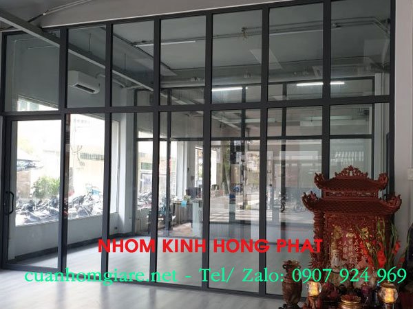 Vách nhôm xingfa hệ 55: Tổng quan và ưu điểm vượt trội 4 giá vách nhôm xingfa hệ 55