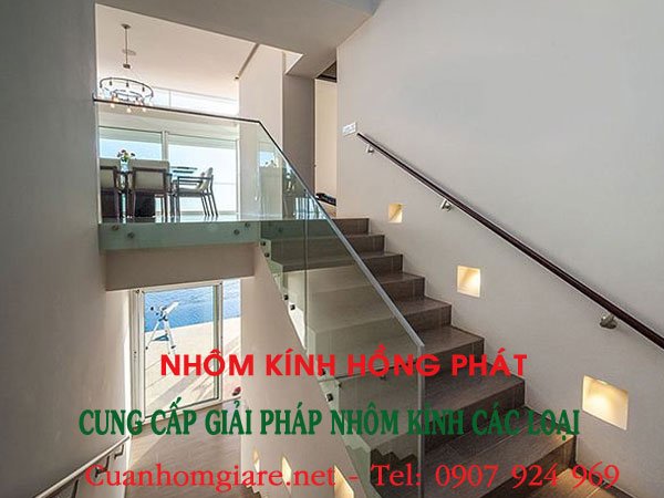 11 Tiêu chí vàng chọn đơn vị lắp cầu thang kính ốc cách chuẩn chuyên gia 5 cầu thang kính ốc cách