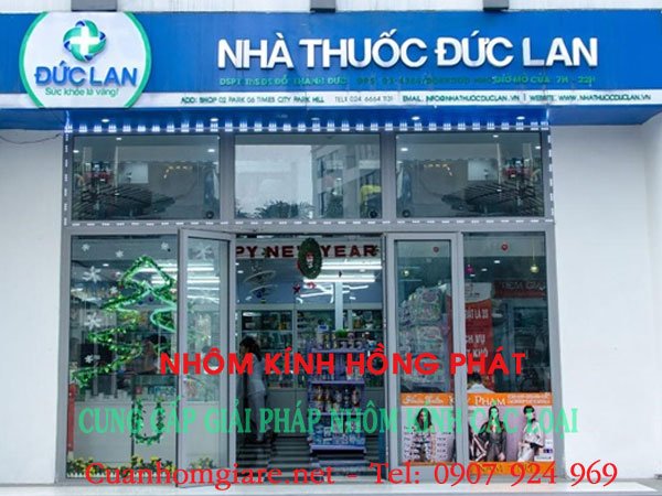 cửa nhôm kính quầy thuốc