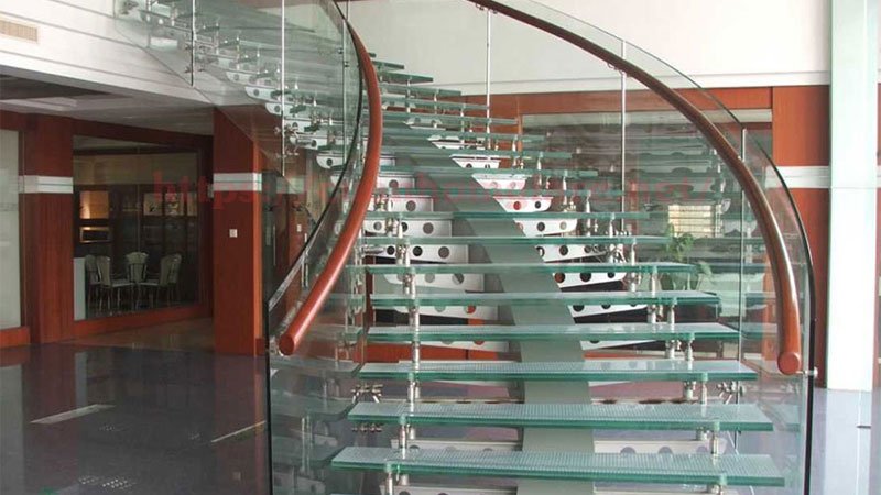 Top 10+ Mẫu cầu thang kính đẹp hiện đại: Mở rộng không gian, lấy sáng tự nhiên 5 maucauthangkinhdephiendai