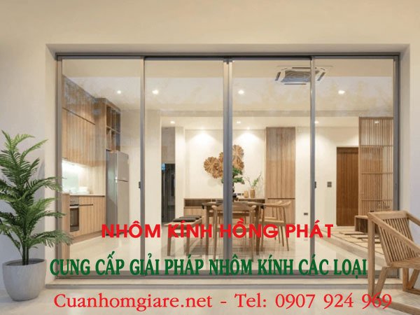 Top 10+ mẫu cửa nhôm kính phòng khách đẹp “đáng tiền” – sang trọng, lấy sáng, cách âm tốt 3 mẫu cửa nhôm kính phòng khách đẹp