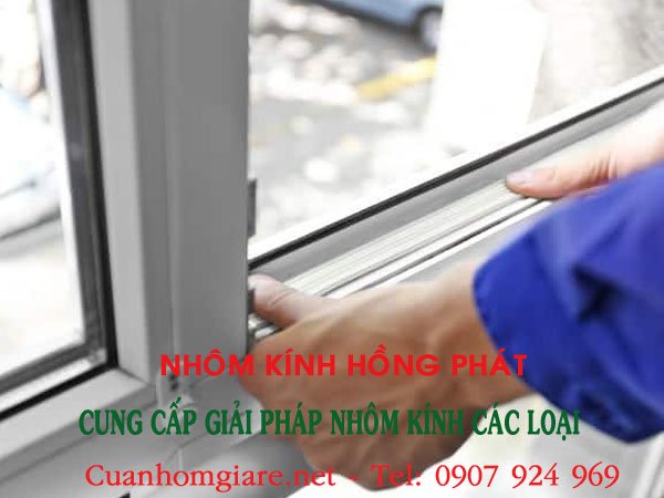 24H dịch vụ sửa cửa nhôm kính bị xệ tại nhà – có mặt nhanh, bảo hành rõ ràng 3 giá sửa cửa nhôm kính bị xệ