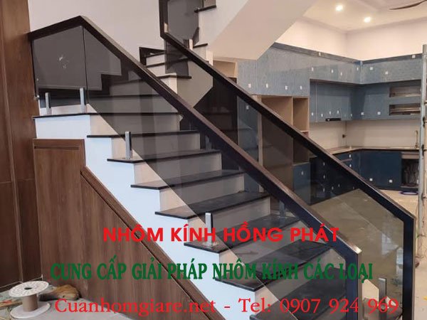 Tuyệt Mật 99%: Cầu Thang Kính Xám Khói Giá Gốc Rẻ Bất Ngờ, Chất Lượng Vượt Trội, Siêu An Toàn. 3 cau-thang-kinh-xam-khoi