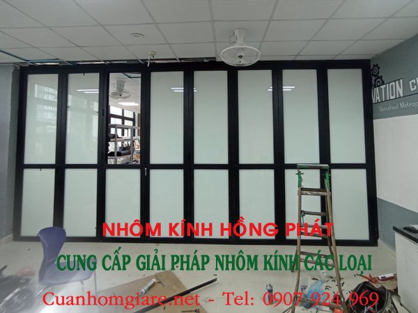 Cực Nhanh 15 Phút: Thợ sửa cửa nhôm kính Phường Bến Thành, Tphcm tại nhà Có Mặt 24/7 Khẩn Cấp! 3 sua-cua-nhom-kinh-phuong-ben-thanh