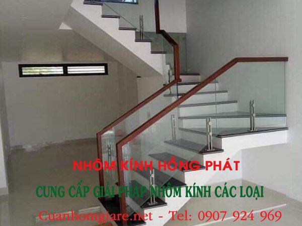 cau-thang-kinh-cuong-luc-tay-vin-go