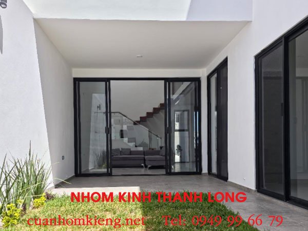 gia-cua-nhom-xingfa-he-65