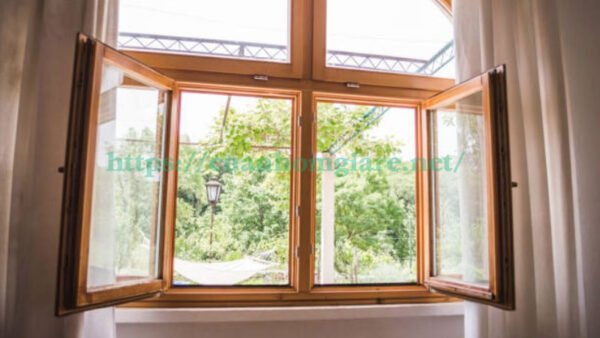 Tổng hợp 15 mẫu cửa sổ nhôm kính giả gỗ đẹp và sang trọng như gỗ thật 6 cua so nhom kinh gia go